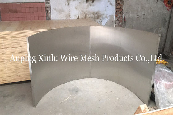 62 ′′ x 22 ′′ Polijsten Johnson Type V Wrapped Sieve Bend Screen Gebruikt bij de verwerking van cassave