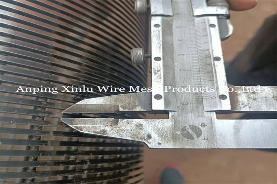 3.2x6mm Ononderbroken Groef Vee Wire Wrapped Screen Pipe voor het Diepe goed Boren